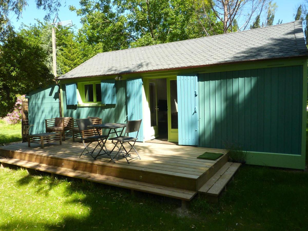 Le Cabanon Villa Le Thor Exteriör bild