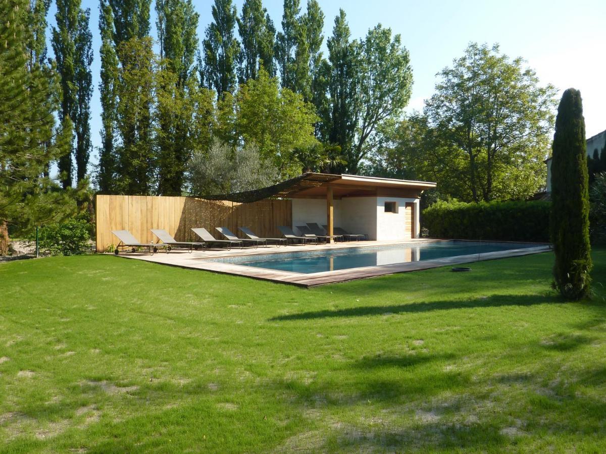 Le Cabanon Villa Le Thor Exteriör bild